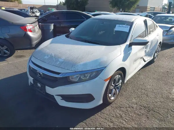 2HGFC2F52JH518285 2018 HONDA CIVIC - Image 2