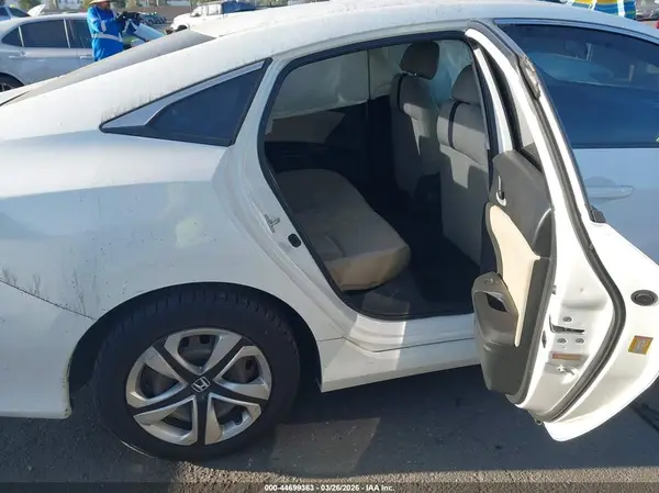 2HGFC2F52JH518285 2018 HONDA CIVIC - Image 8
