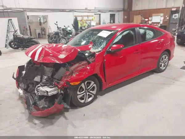 2HGFC2F52JH527598 2018 HONDA CIVIC - Image 2