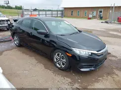 2HGFC2F52JH528251 2018 HONDA CIVIC