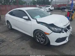 2HGFC2F52JH528878 2018 HONDA CIVIC