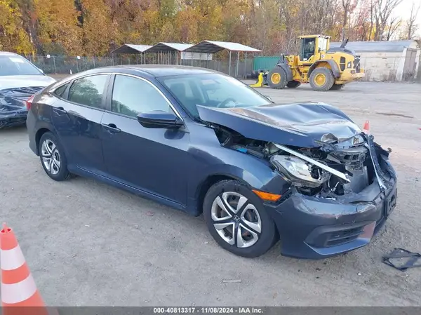 2HGFC2F52JH533319 2018 HONDA CIVIC - Image 1