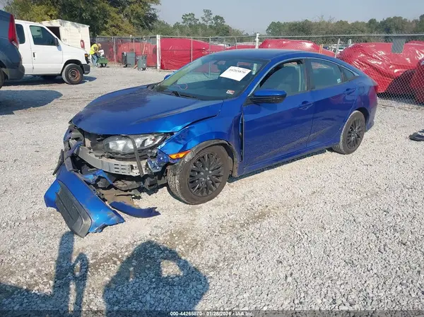 2HGFC2F52JH535670 2018 HONDA CIVIC - Image 2
