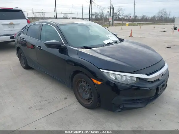2HGFC2F52JH545163 2018 HONDA CIVIC - Image 1