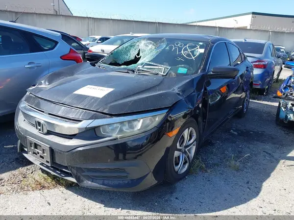2HGFC2F52JH545261 2018 HONDA CIVIC - Image 2