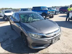 2HGFC2F52JH556101 2018 HONDA CIVIC