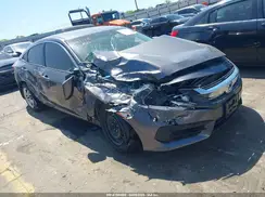 2HGFC2F52JH559113 2018 HONDA CIVIC