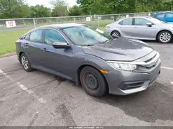 2HGFC2F52JH563940 2018 HONDA CIVIC