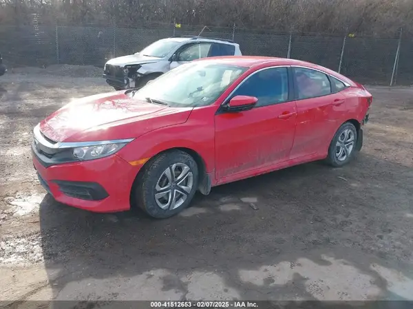 2HGFC2F52JH572475 2018 HONDA CIVIC - Image 2