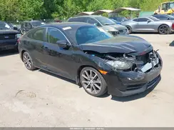 2HGFC2F52JH573819 2018 HONDA CIVIC