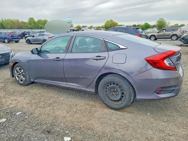 2HGFC2F52JH584626 2018 HONDA CIVIC - Image 2