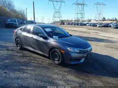 2HGFC2F52JH585632 2018 HONDA CIVIC