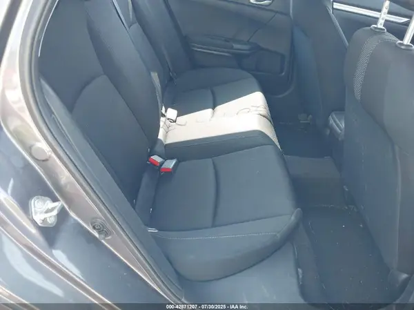 2HGFC2F52JH585677 2018 HONDA CIVIC - Image 8