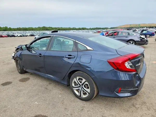 2HGFC2F52JH589311 2018 HONDA CIVIC - Image 2