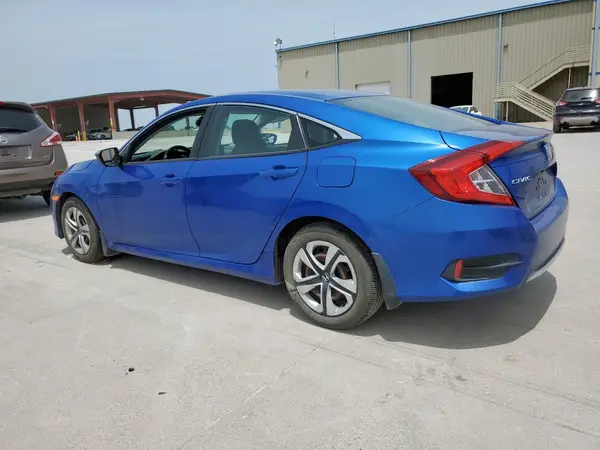 2HGFC2F52JH596808 2018 HONDA CIVIC - Image 2