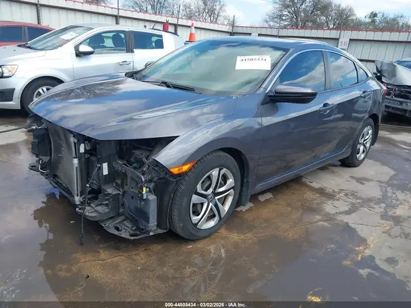 2HGFC2F52JH598204 2018 HONDA CIVIC - Image 2
