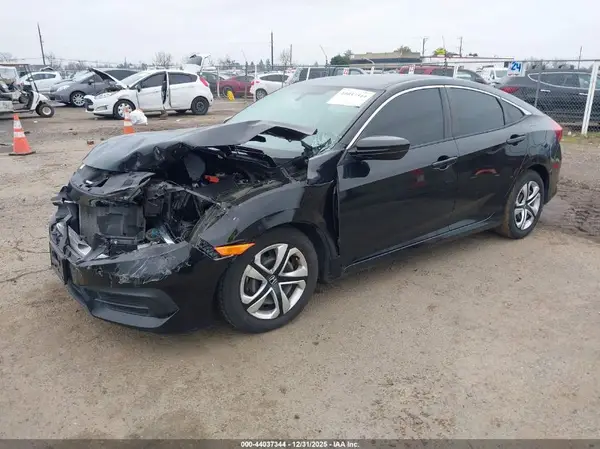 2HGFC2F52JH598705 2018 HONDA CIVIC - Image 2