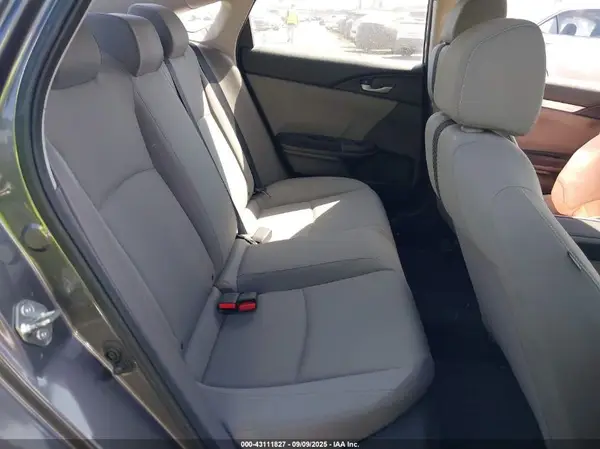 2HGFC2F52JH600226 2018 HONDA CIVIC - Image 8