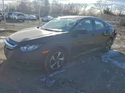 2HGFC2F52JH608245 2018 HONDA CIVIC