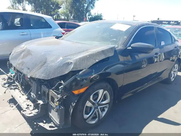 2HGFC2F52JH610495 2018 HONDA CIVIC - Image 2