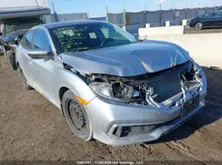 2HGFC2F52KH025627 2019 HONDA CIVIC