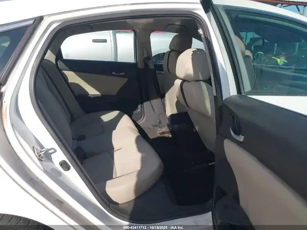 2HGFC2F53HH511839 2017 HONDA CIVIC - Image 8