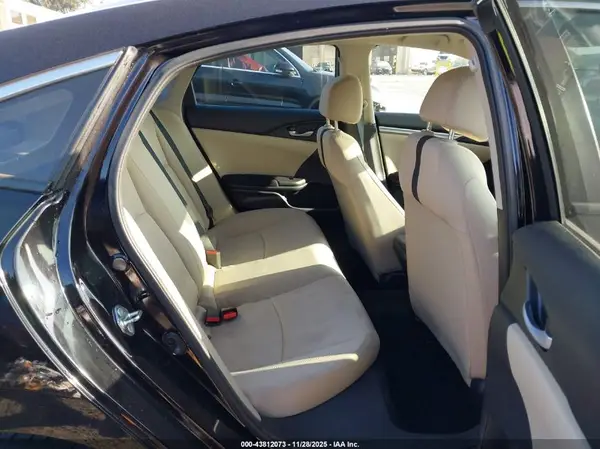 2HGFC2F53HH540421 2017 HONDA CIVIC - Image 8