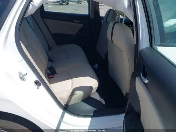 2HGFC2F53HH540628 2017 HONDA CIVIC - Image 8