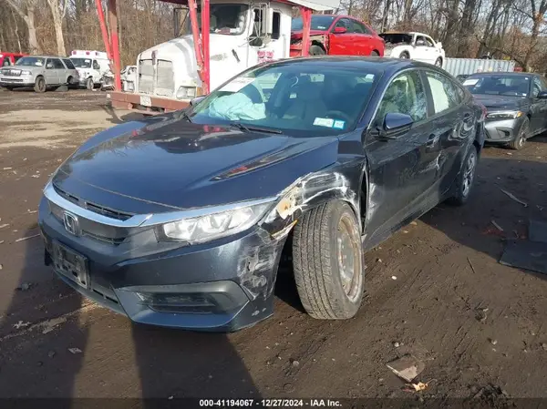 2HGFC2F53HH555369 2017 HONDA CIVIC - Image 2