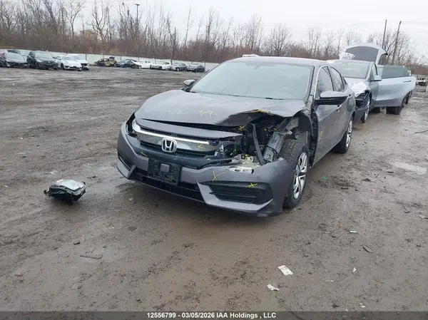 2HGFC2F53JH019561 2018 HONDA CIVIC - Image 2