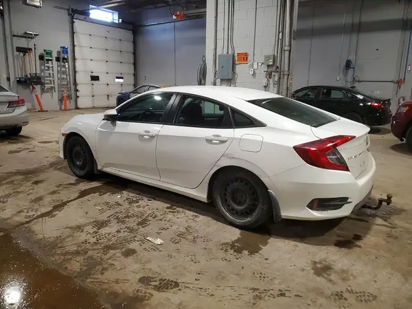 2HGFC2F53JH032651 2018 HONDA CIVIC - Image 2