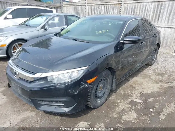 2HGFC2F53JH033881 2018 HONDA CIVIC - Image 2