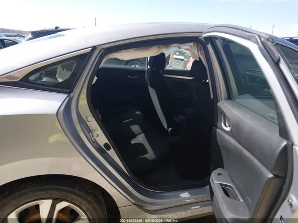 2HGFC2F53JH501348 2018 HONDA CIVIC - Image 8