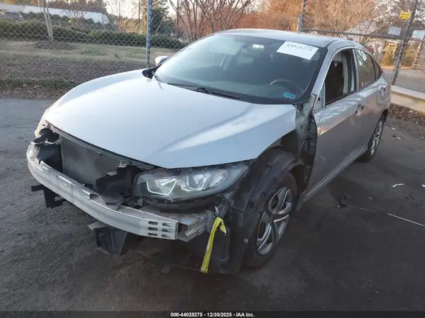 2HGFC2F53JH503181 2018 HONDA CIVIC - Image 2