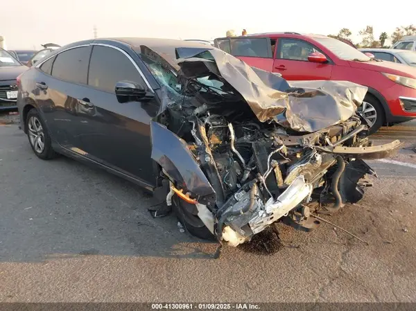 2HGFC2F53JH505223 2018 HONDA CIVIC - Image 1