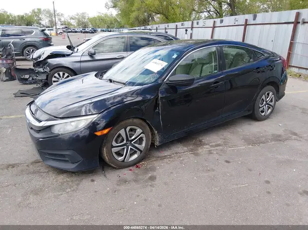 2HGFC2F53JH507294 2018 HONDA CIVIC - Image 2