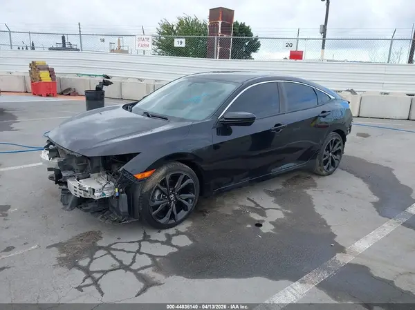 2HGFC2F53JH513452 2018 HONDA CIVIC - Image 2