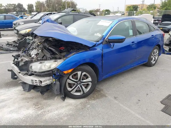 2HGFC2F53JH517159 2018 HONDA CIVIC - Image 2
