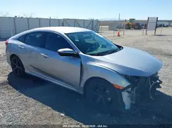2HGFC2F53JH517386 2018 HONDA CIVIC