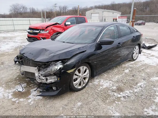 2HGFC2F53JH518926 2018 HONDA CIVIC - Image 2