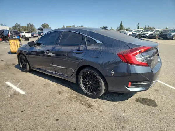 2HGFC2F53JH520059 2018 HONDA CIVIC - Image 2