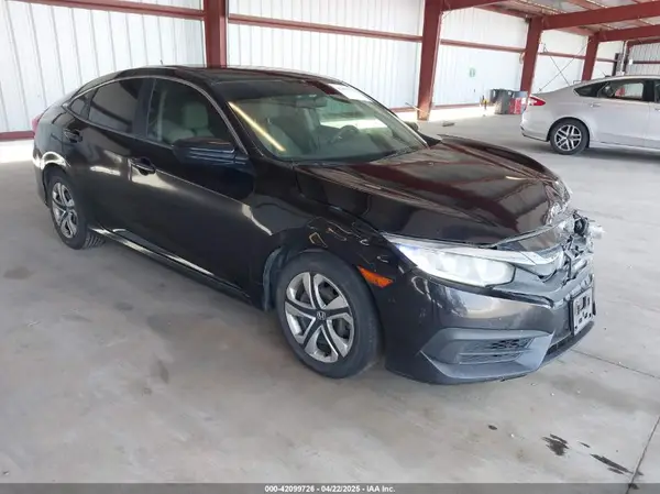 2HGFC2F53JH521860 2018 HONDA CIVIC - Image 1