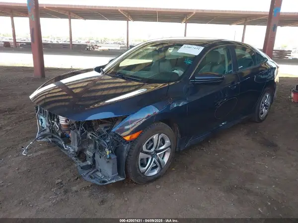 2HGFC2F53JH525407 2018 HONDA CIVIC - Image 2