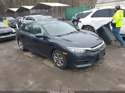 2HGFC2F53JH539372 2018 HONDA CIVIC