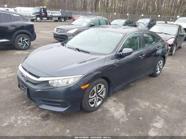 2HGFC2F53JH539372 2018 HONDA CIVIC - Image 2