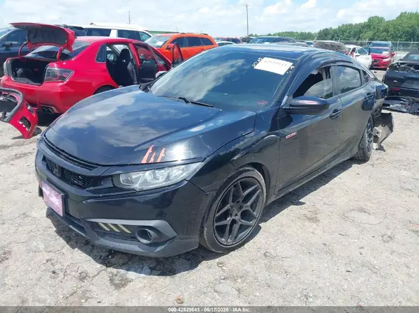 2HGFC2F53JH544894 2018 HONDA CIVIC - Image 2