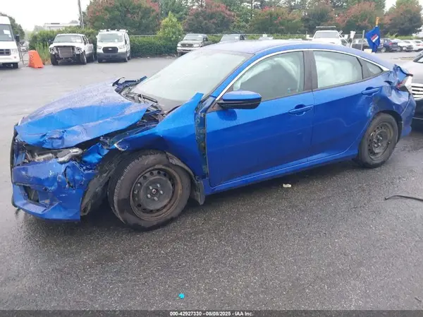 2HGFC2F53JH545558 2018 HONDA CIVIC - Image 2