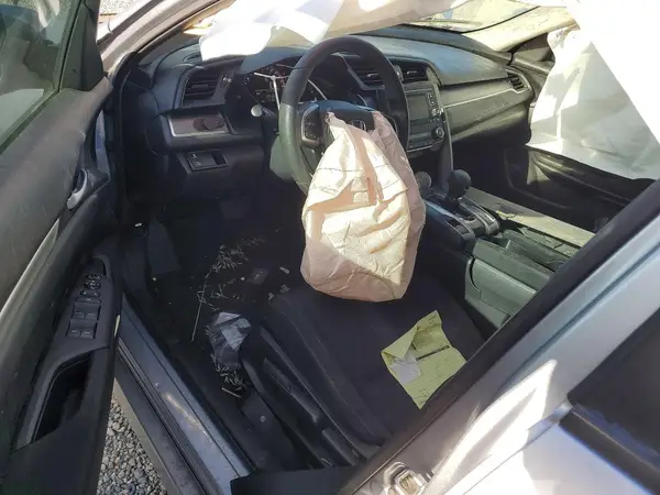 2HGFC2F53JH557256 2018 HONDA CIVIC - Image 8