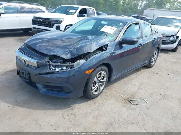 2HGFC2F53JH560402 2018 HONDA CIVIC - Image 2