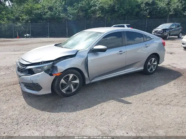 2HGFC2F53JH566376 2018 HONDA CIVIC - Image 2